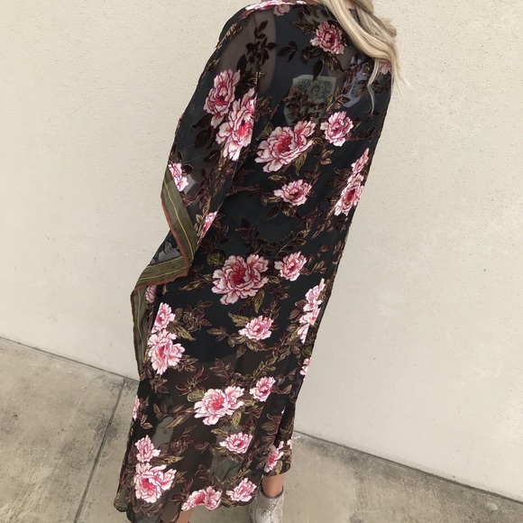 Aratta ‘Flying Burnout’ Duster - Picture 3 of 8